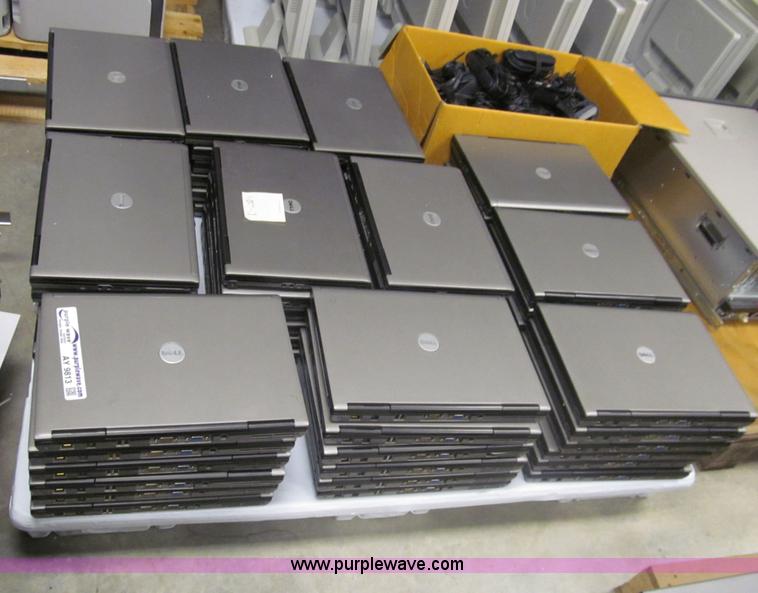 image for item AY9813 (66) Dell Lattitude D620 laptop computers
