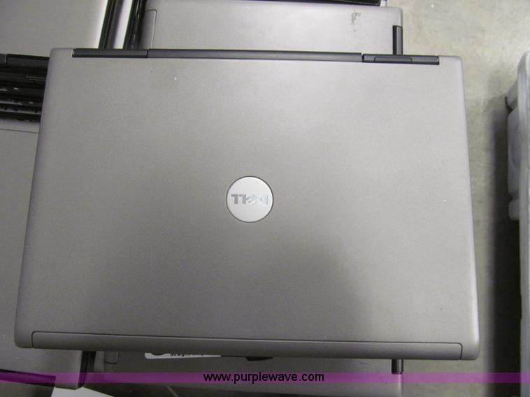 image for item AY9813 (66) Dell Lattitude D620 laptop computers