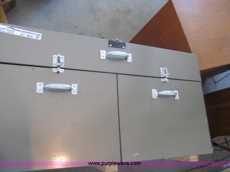 image for item AY9841 Vehicle storage box