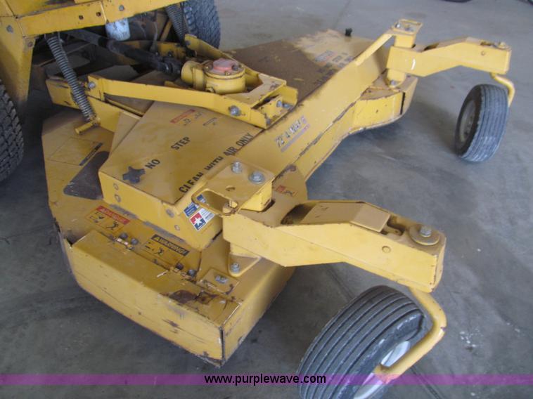 image for item AY9842 Excel Hustler 400 ZTR lawn mower