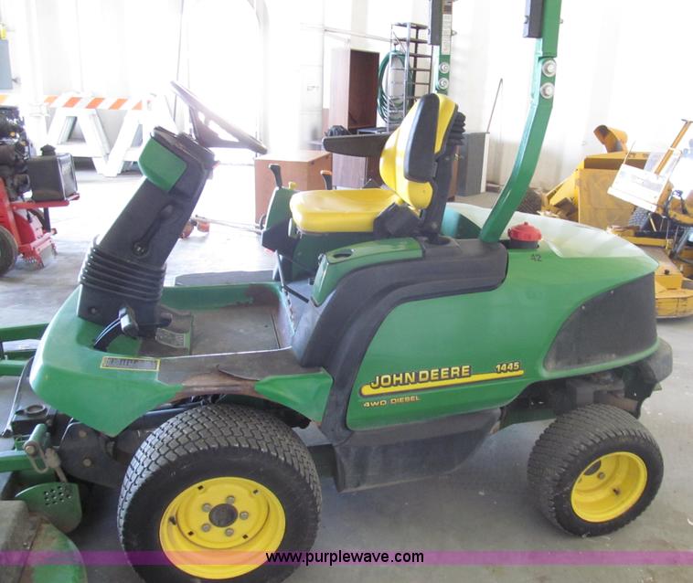 image for item AY9843 John Deere 1445 lawn mower