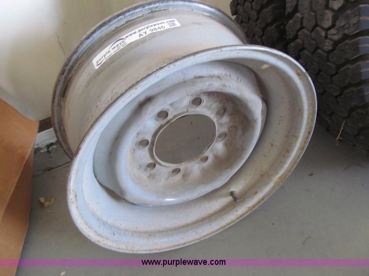 image for item AY9846 Assorted tires and wheels