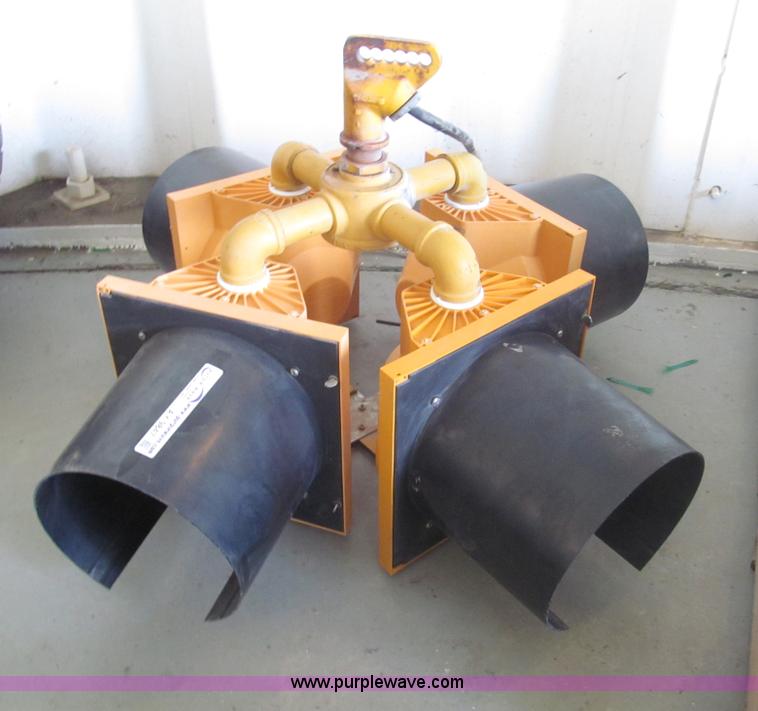 image for item AY9847 Four way stoplight