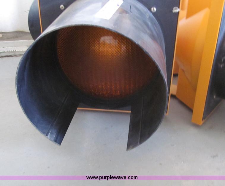 image for item AY9847 Four way stoplight