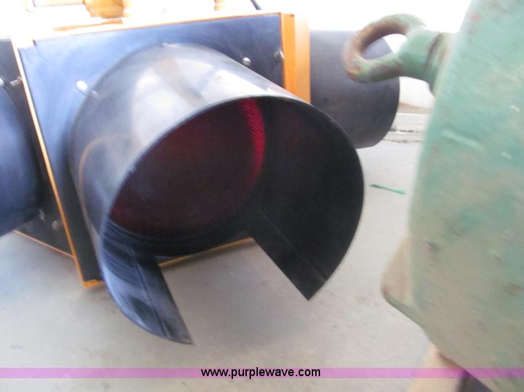 image for item AY9847 Four way stoplight