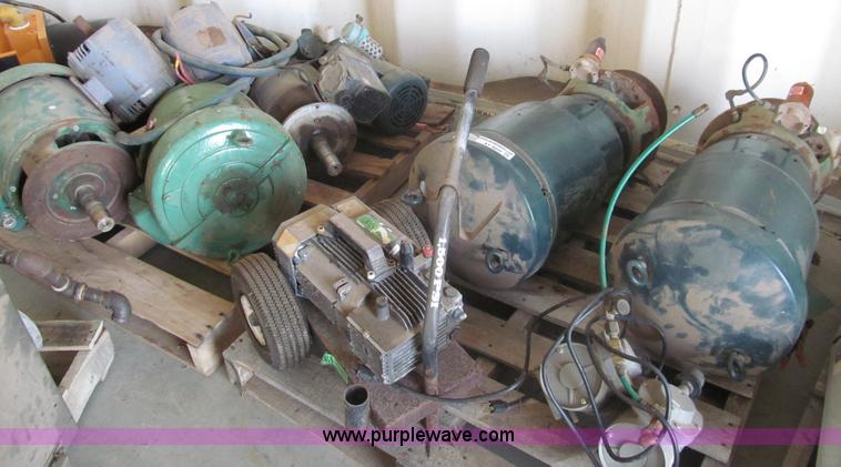 image for item AY9849 Assorted electric motors