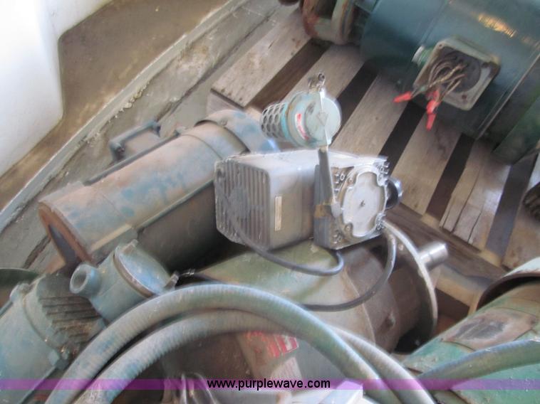 image for item AY9849 Assorted electric motors