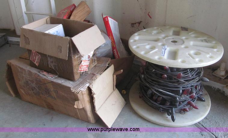 image for item AY9851 Assorted Christmas lights