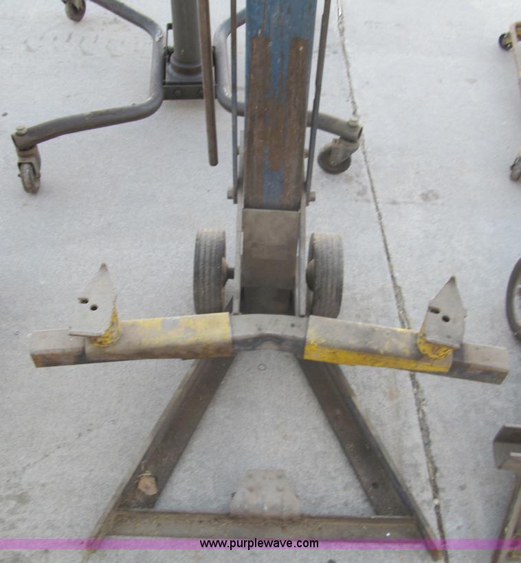 image for item AY9864 (4) air operated end lifts
