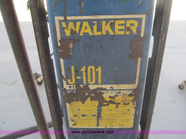 image for item AY9864 (4) air operated end lifts