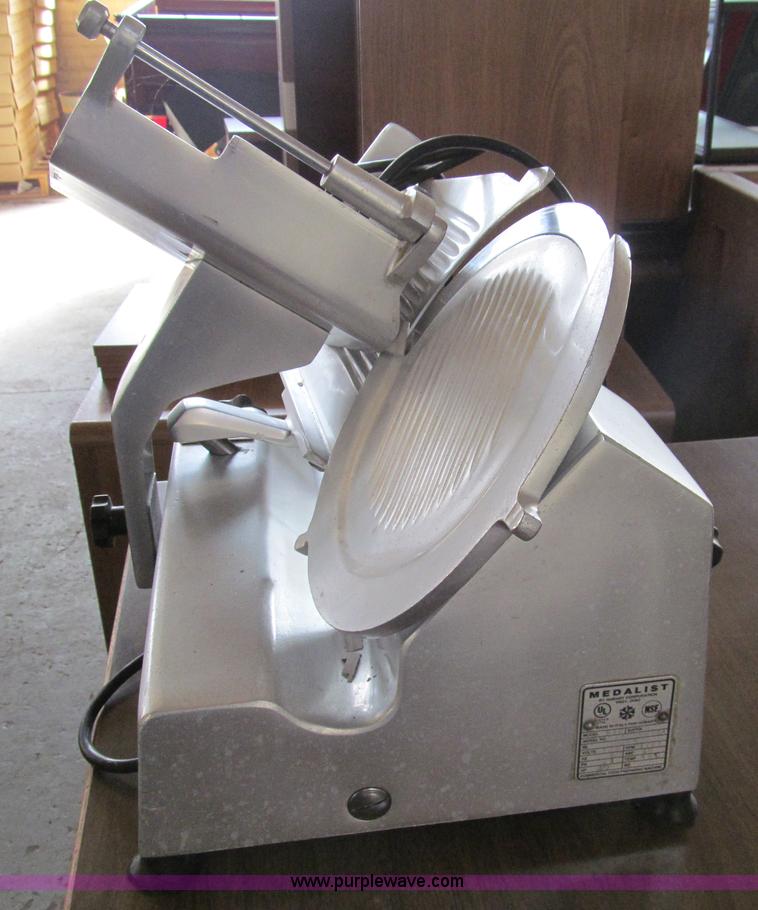 image for item AY9885 Assorted restaurant equipment