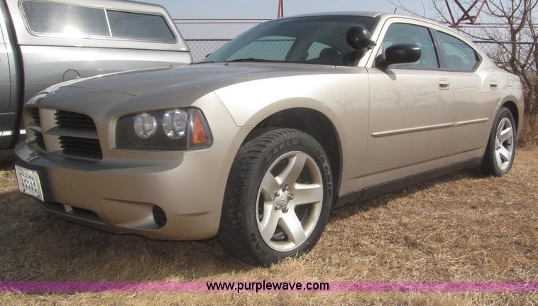 image for item F7293 2008 Dodge Charger SE