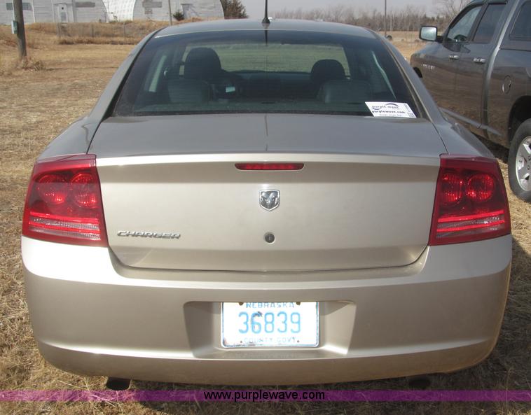 image for item F7293 2008 Dodge Charger SE
