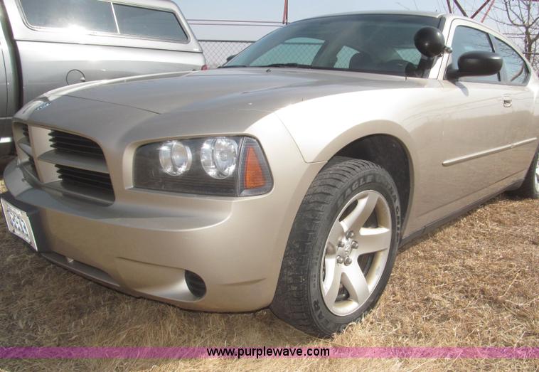 image for item F7293 2008 Dodge Charger SE