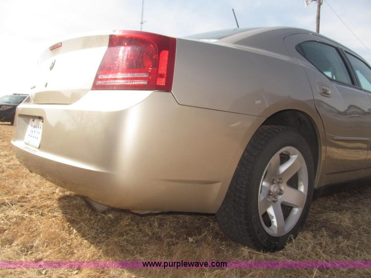 image for item F7293 2008 Dodge Charger SE