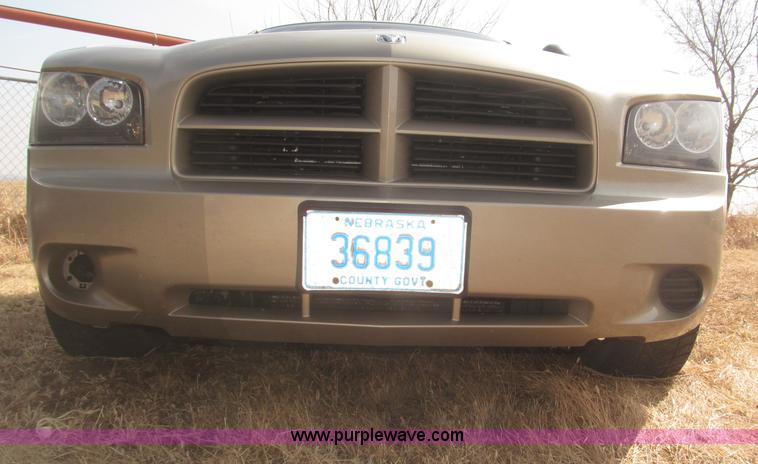 image for item F7293 2008 Dodge Charger SE