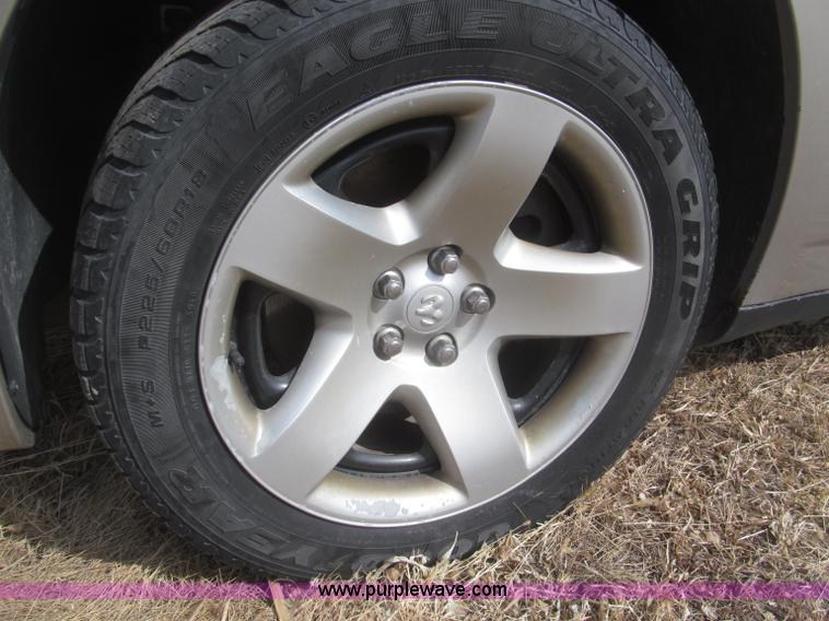 image for item F7293 2008 Dodge Charger SE