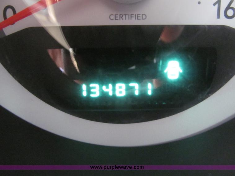 image for item F7293 2008 Dodge Charger SE