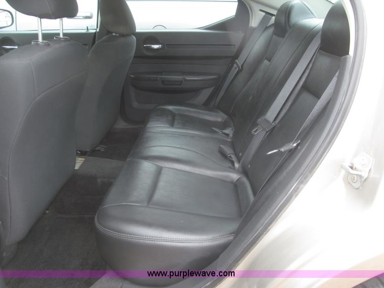 image for item F7293 2008 Dodge Charger SE