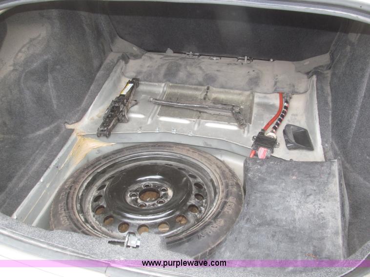 image for item F7293 2008 Dodge Charger SE