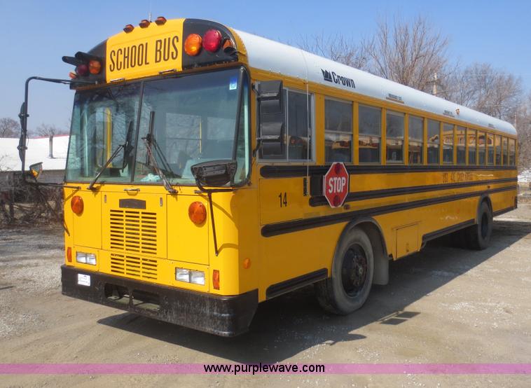 image for item F8201 1997 Spartan Crown 027-3506-77 school bus