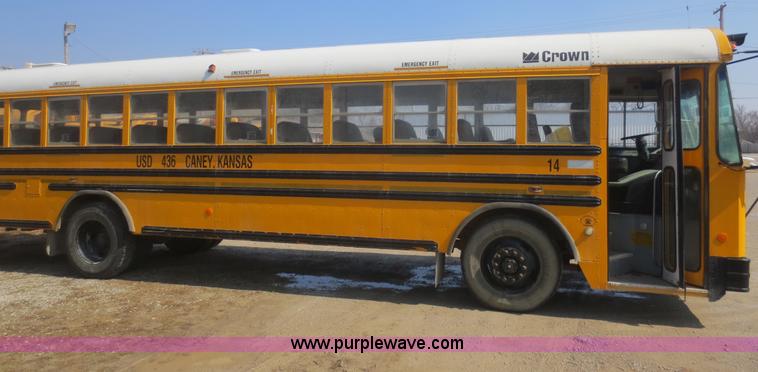 image for item F8201 1997 Spartan Crown 027-3506-77 school bus