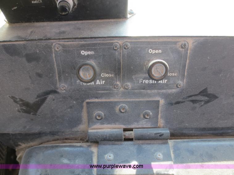 image for item F8201 1997 Spartan Crown 027-3506-77 school bus