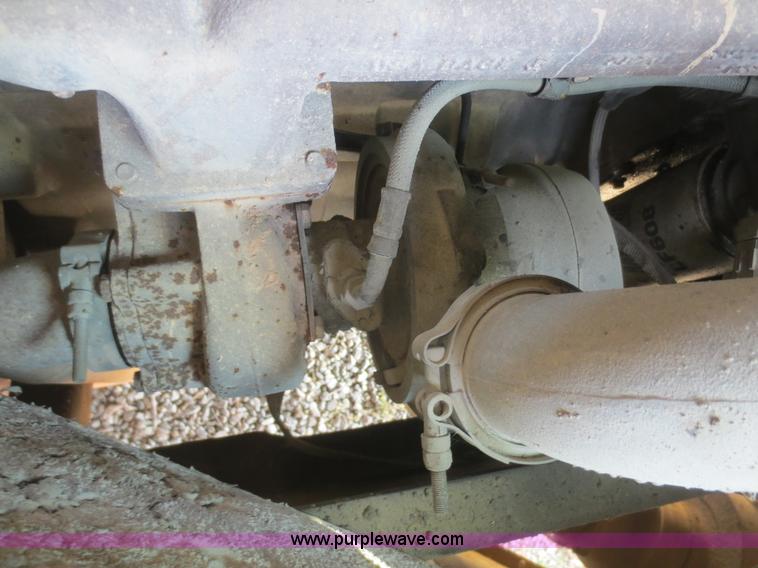 image for item F8201 1997 Spartan Crown 027-3506-77 school bus