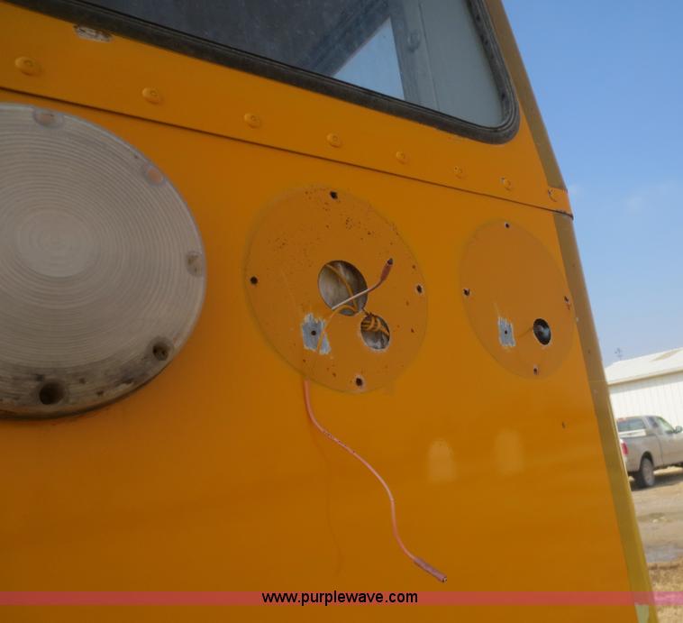 image for item F8202 1997 Spartan Crown 027-356-77 school bus