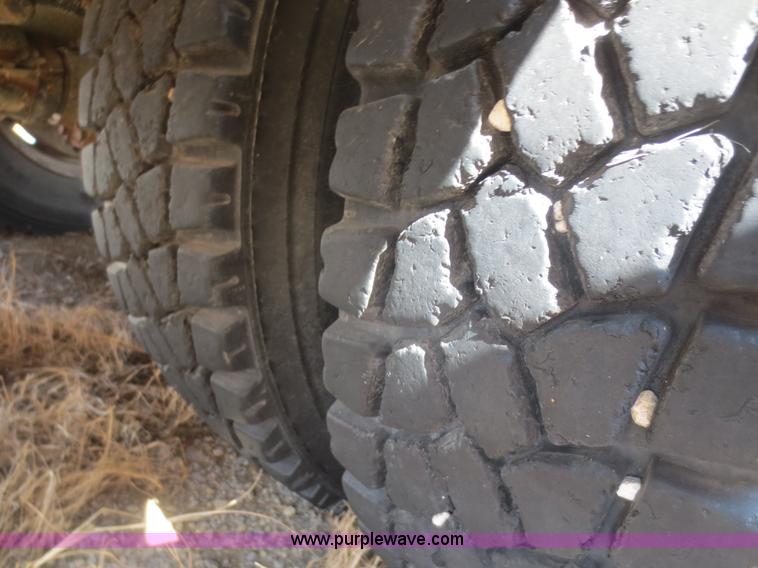 image for item F8202 1997 Spartan Crown 027-356-77 school bus