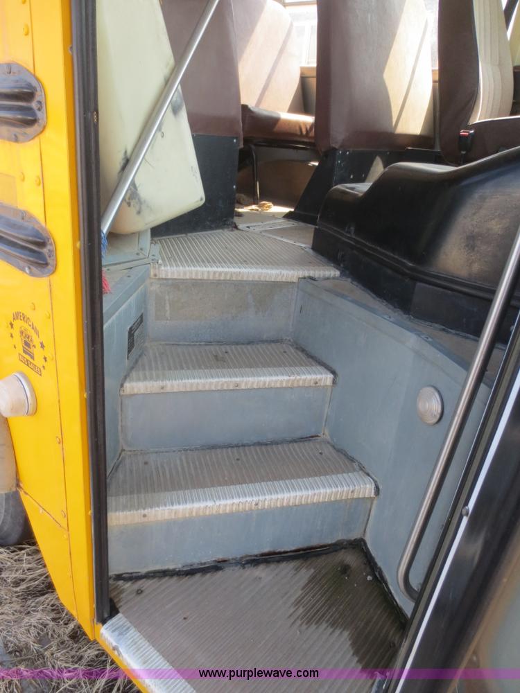 image for item F8202 1997 Spartan Crown 027-356-77 school bus