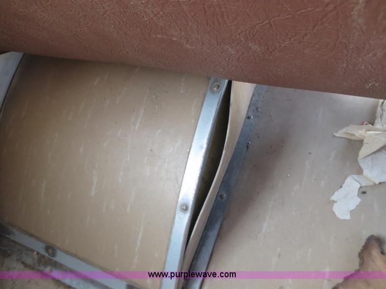 image for item F8202 1997 Spartan Crown 027-356-77 school bus