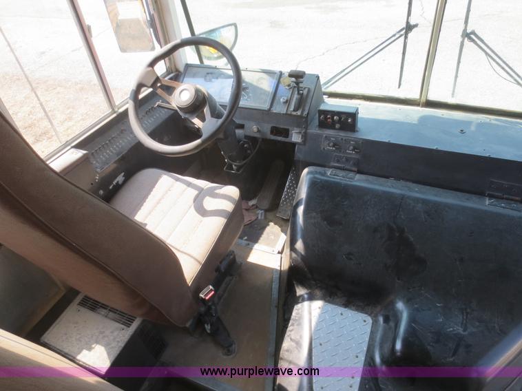 image for item F8202 1997 Spartan Crown 027-356-77 school bus