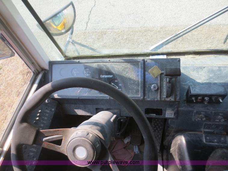 image for item F8202 1997 Spartan Crown 027-356-77 school bus