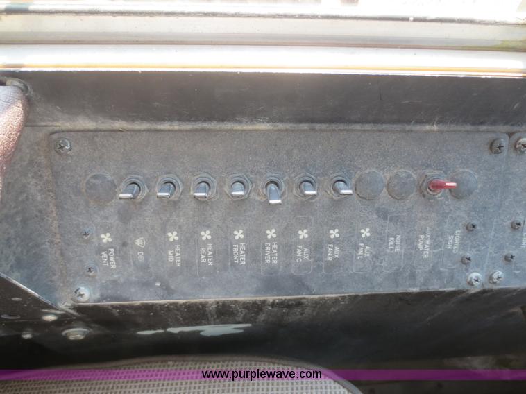 image for item F8202 1997 Spartan Crown 027-356-77 school bus