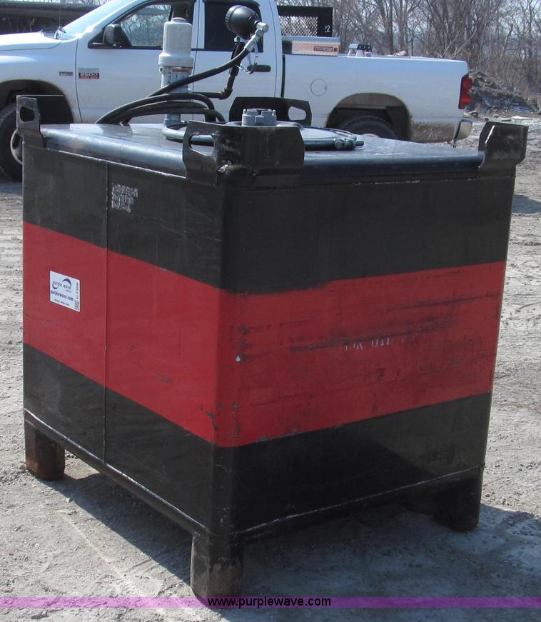 image for item G2308 Sun Oil bulk oil dispensing tank