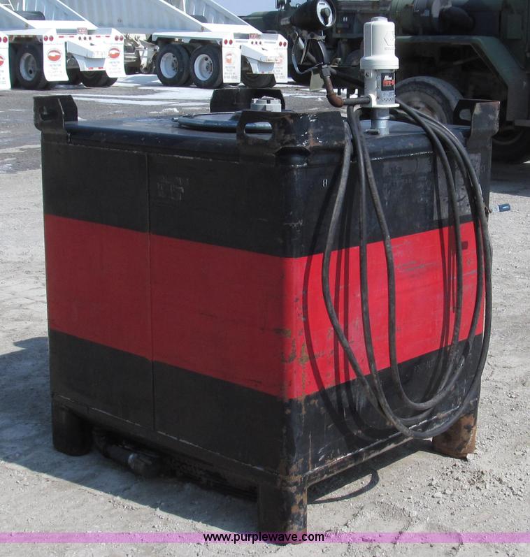 image for item G2308 Sun Oil bulk oil dispensing tank