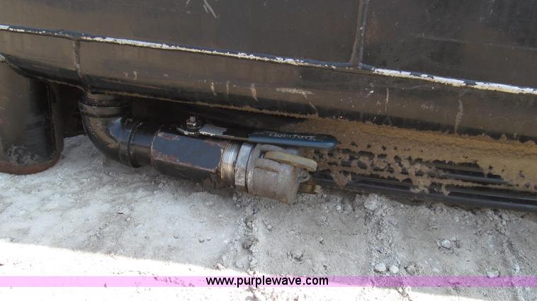 image for item G2308 Sun Oil bulk oil dispensing tank