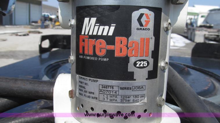 image for item G2308 Sun Oil bulk oil dispensing tank