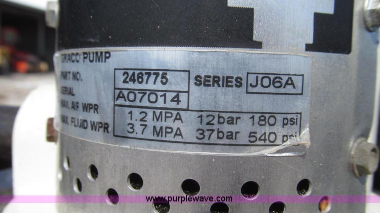 image for item G2308 Sun Oil bulk oil dispensing tank