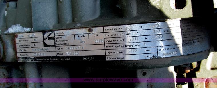 image for item G2310 Cummins NHC250 six cylinder diesel engine