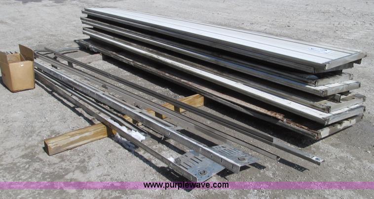 image for item G2313 Insulated overhead shop door