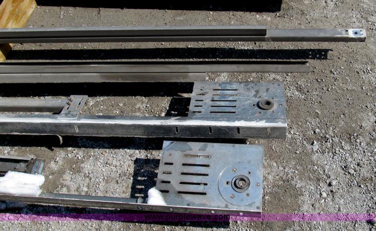 image for item G2313 Insulated overhead shop door