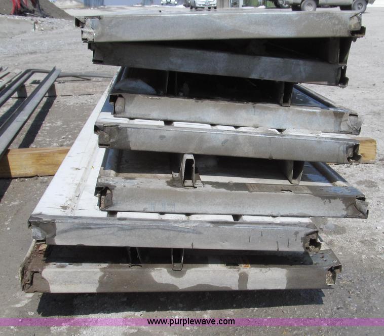 image for item G2313 Insulated overhead shop door