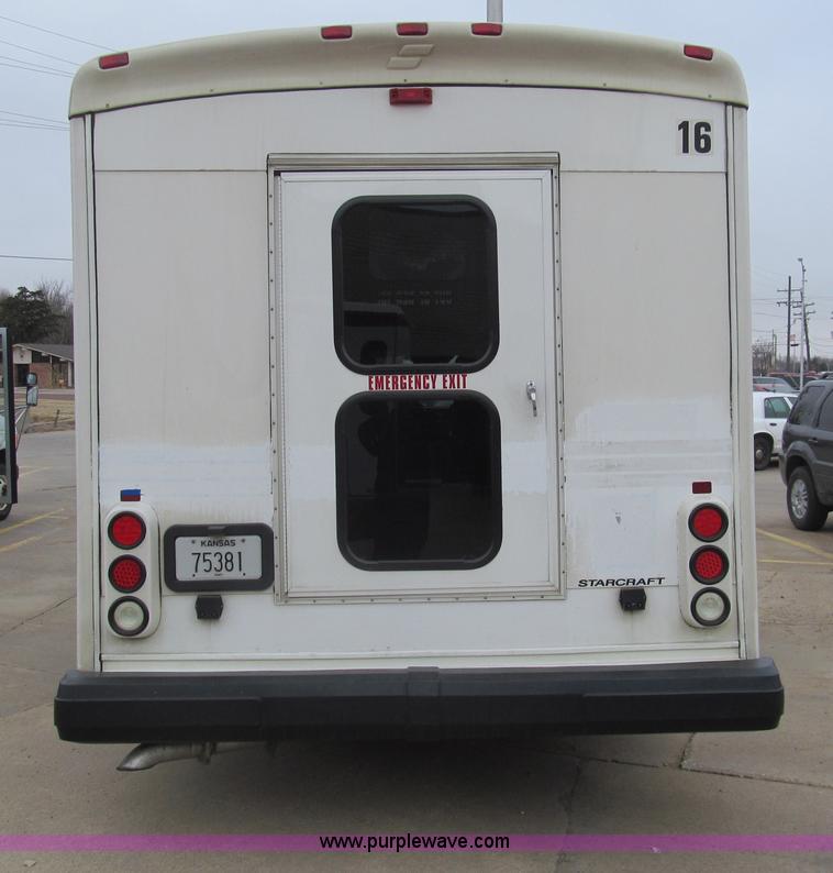 image for item G9517 2009 Ford E450 Starcraft transfit bus