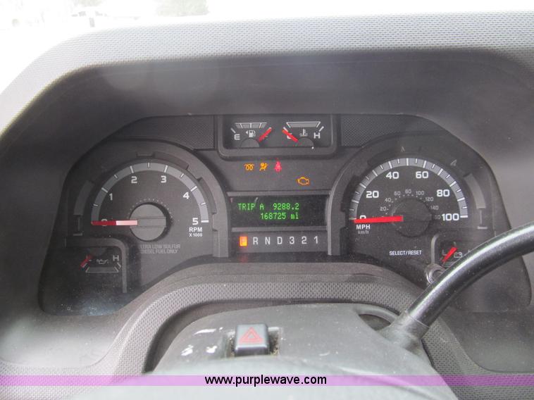 image for item G9517 2009 Ford E450 Starcraft transfit bus