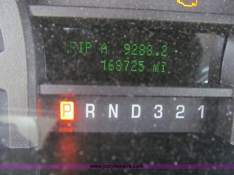 image for item G9517 2009 Ford E450 Starcraft transfit bus