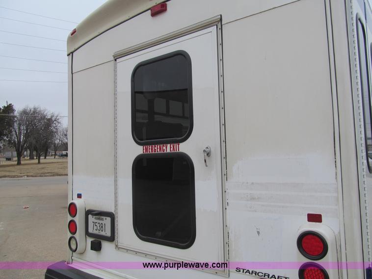 image for item G9517 2009 Ford E450 Starcraft transfit bus