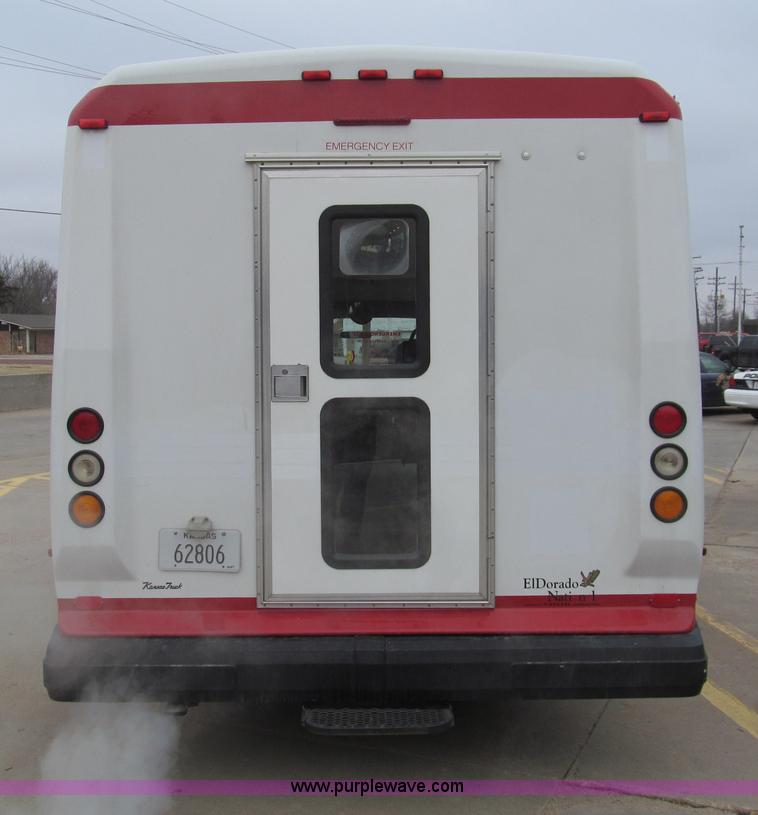 image for item G9519 2005 Ford E350 Super Duty Eldorado transit bus