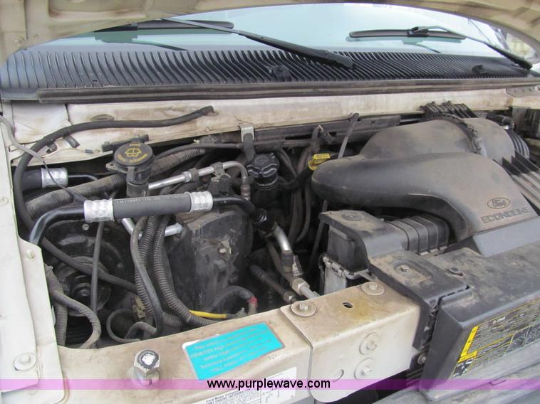image for item G9519 2005 Ford E350 Super Duty Eldorado transit bus